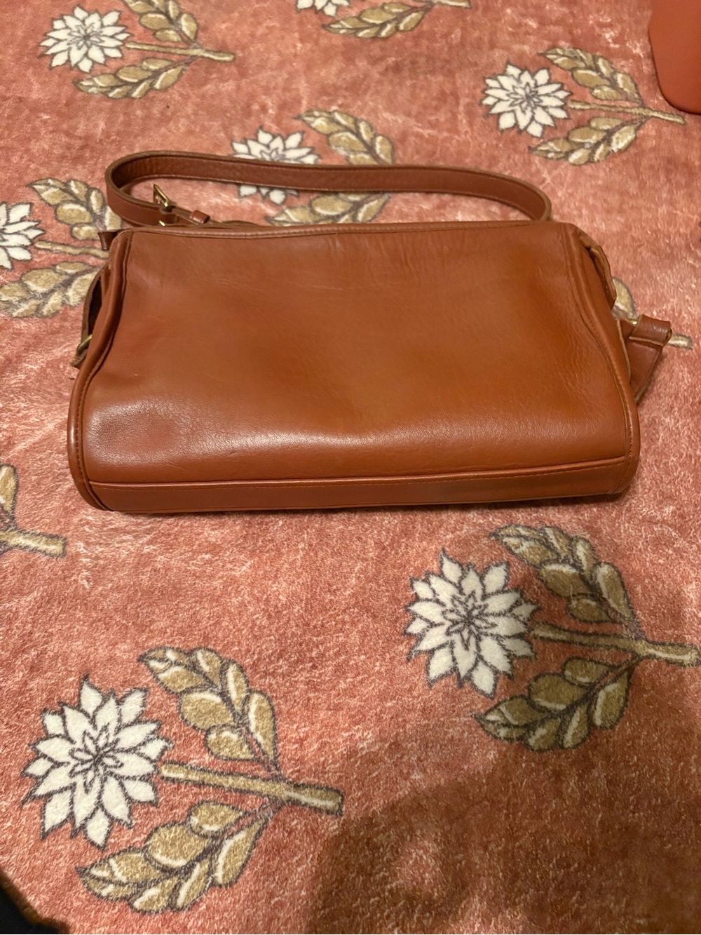 Coach Vintage Station Bag 9944 British Tan Leather Crossbody - Picture 9 of 16